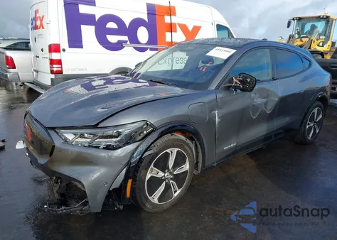 2023 Ford Mustang Mach-E Premium z USA, uszkodzony, nr VIN 3FMTK3R40PMB00505